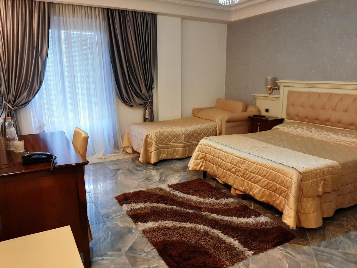 Regina Di Saba - Hotel Villa Per Ricevimenti Гроттаминарда Экстерьер фото